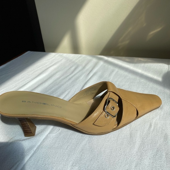 Bandolino Slides Tan Silver Buckle - Picture 2 of 12